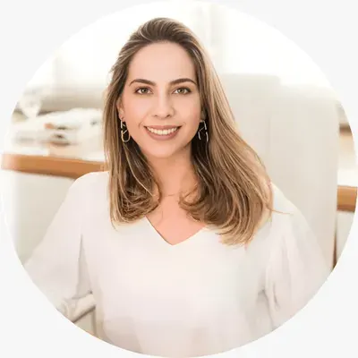 Esp. ⁠María Carolina Bitencourt Duarte